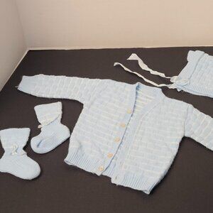 Vintage 1960s Knit Baby Layette Set ~ Sweater, Hat & Booties ~ Blue & White